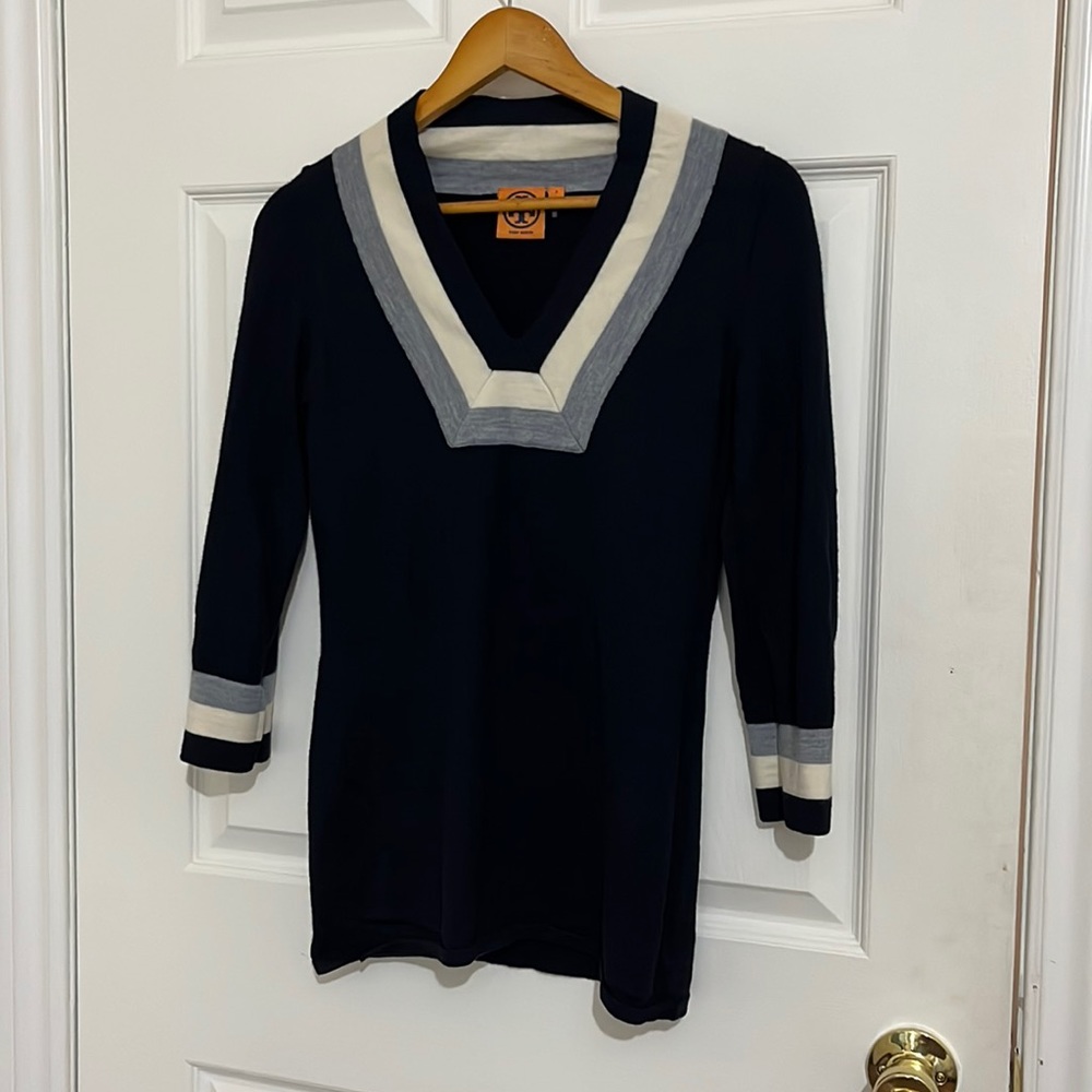 Tory‎ Burch 100% Wool Sweater